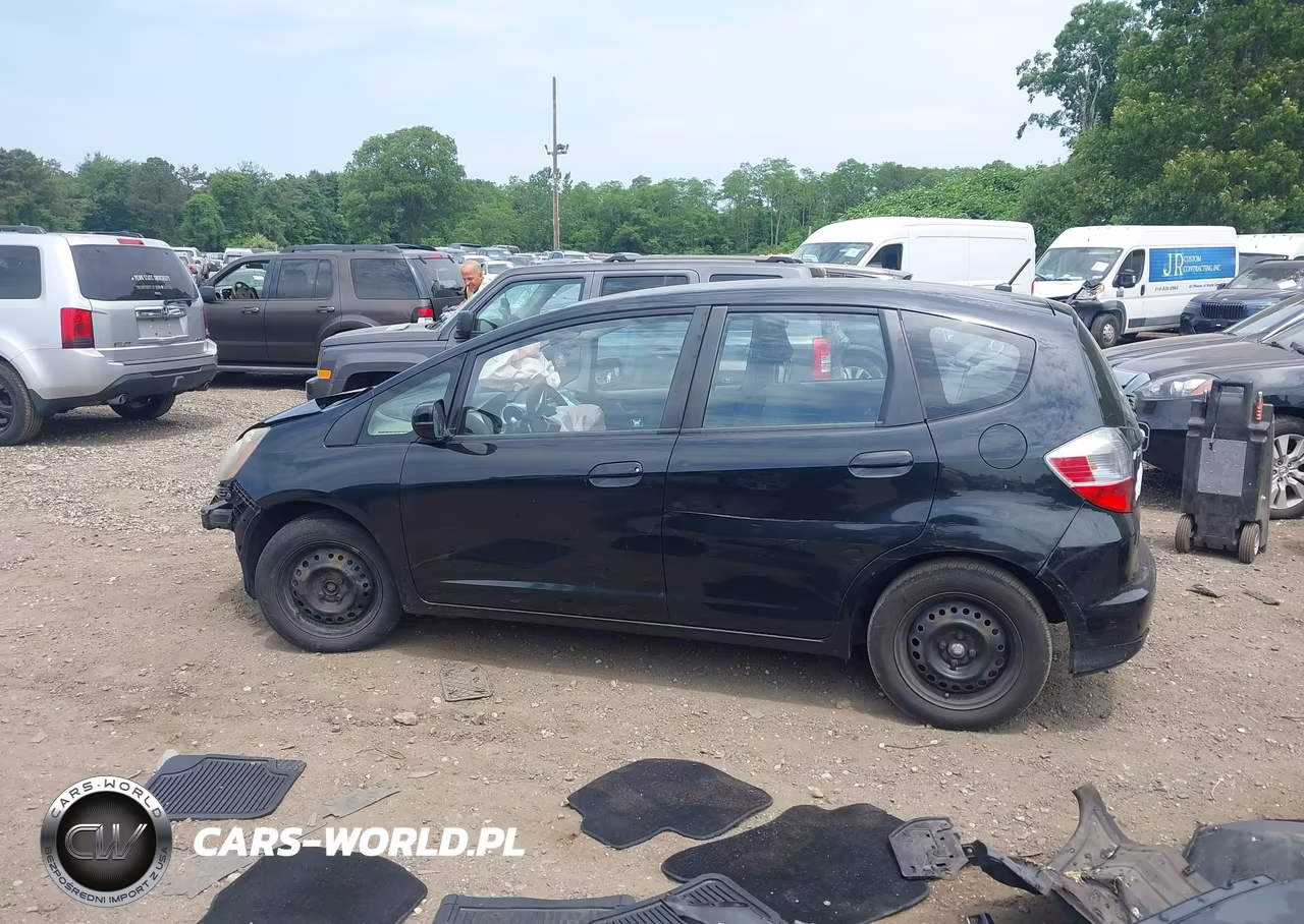 2012 Honda Fit VIN:JHMGE8H33CS001227 - 14