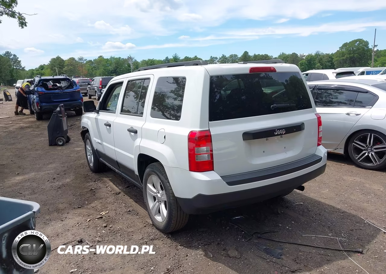 2016 Jeep Patriot Sport VIN:1C4NJPBB2GD784548 - 3