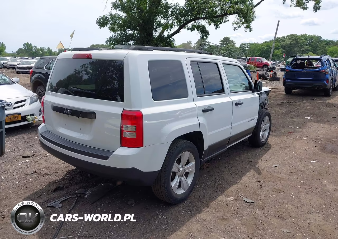 2016 Jeep Patriot Sport VIN:1C4NJPBB2GD784548 - 4