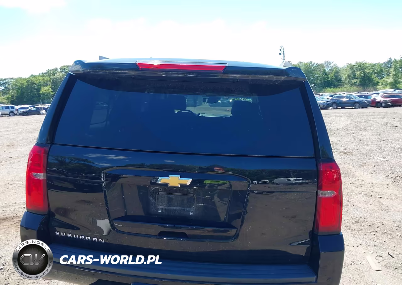 2019 Chevrolet Suburban Lt VIN:1GNSKHKC9KR151255 - 16