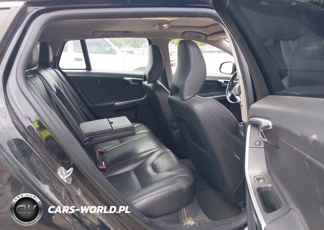 2015 Volvo V60 T5 Premier Plus VIN:YV140MEC2F1207398 - 8