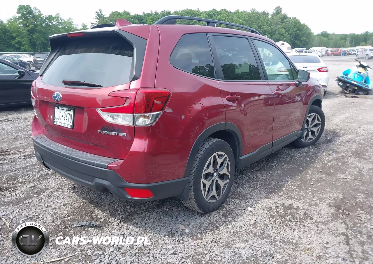 2019 Subaru Forester Premium VIN:JF2SKAECXKH400424 - 4