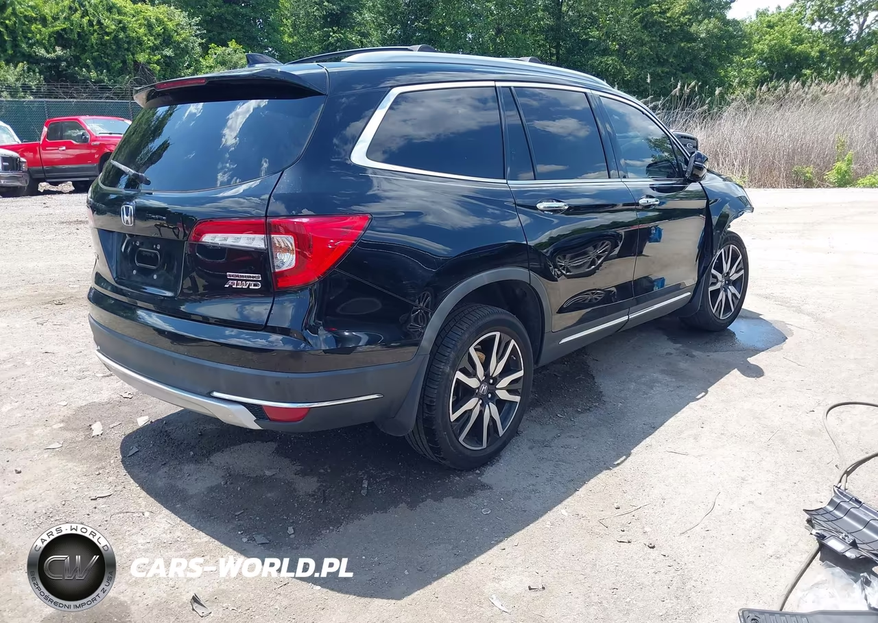 2019 Honda Pilot Touring VIN:5FNYF6H9XKB098319 - 4