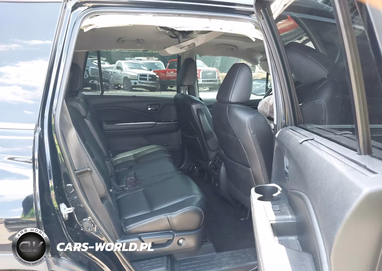 2019 Honda Pilot Touring VIN:5FNYF6H9XKB098319 - 8