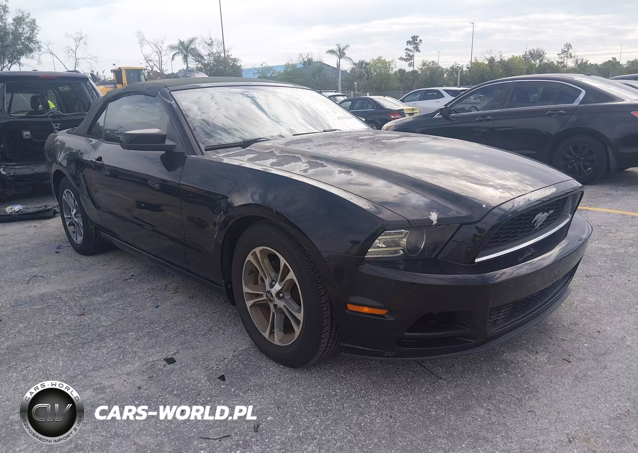 2014 Ford Mustang V6 Premium – zdjęcie 1 z 18