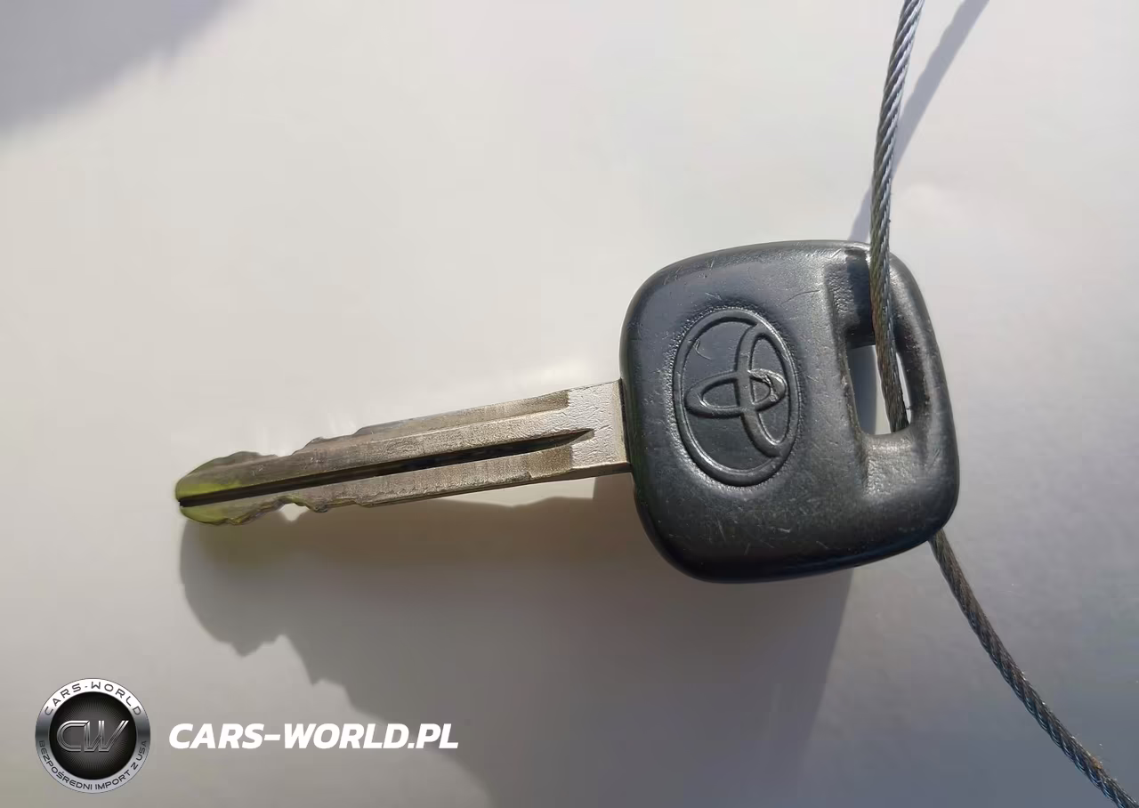 2008 Toyota Yaris VIN:JTDJT923285181429 - 11