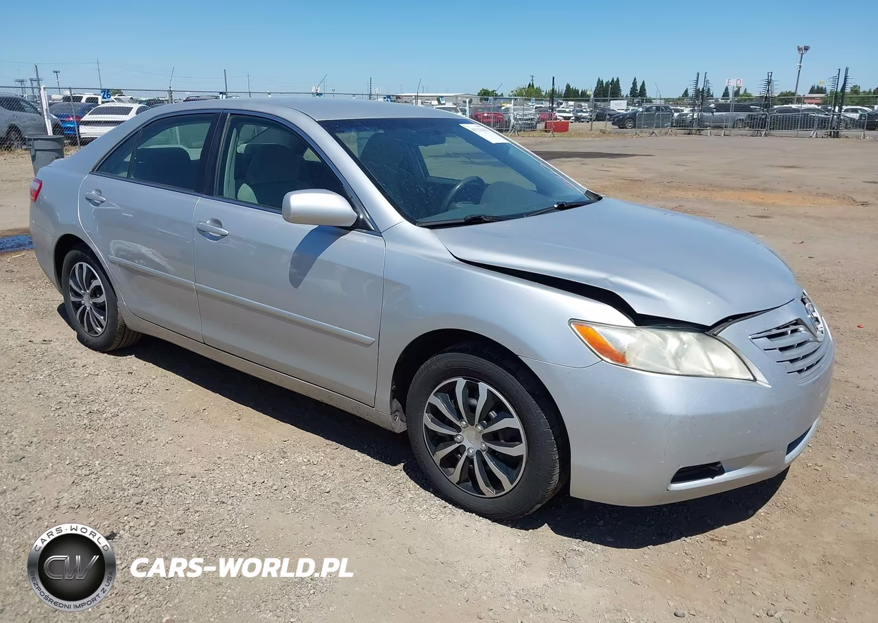 2007 Toyota Camry Le – zdjęcie 1 z 12