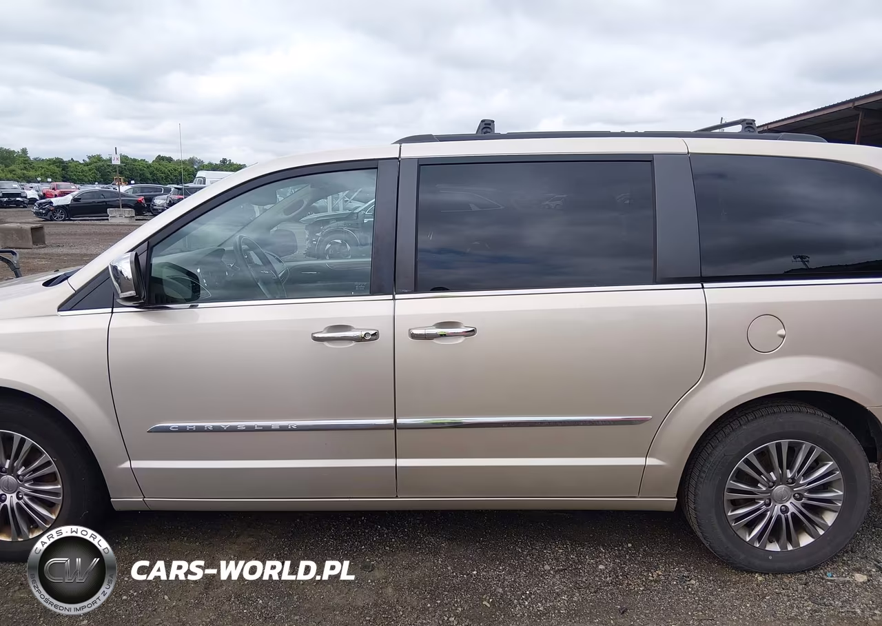 2014 Chrysler Town & Country Touring-L VIN:2C4RC1CG8ER232131 - 14