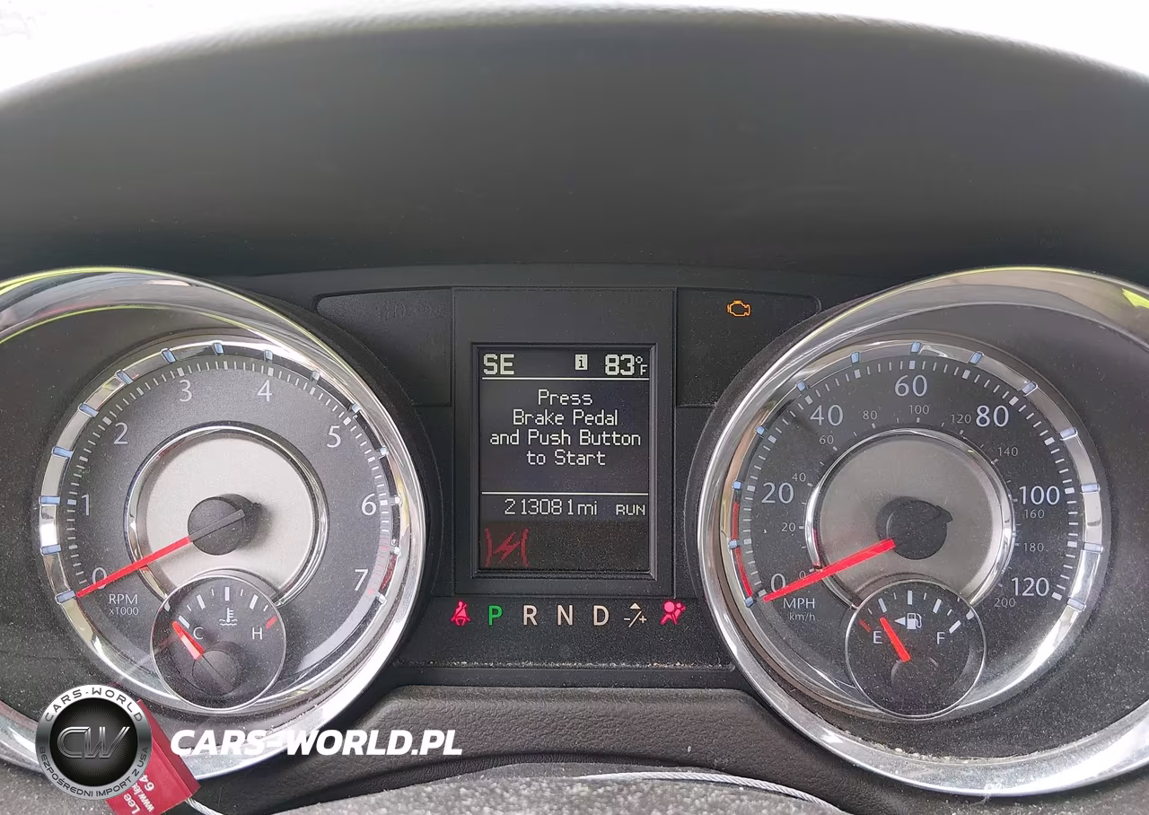 2014 Chrysler Town & Country Touring-L VIN:2C4RC1CG8ER232131 - 7