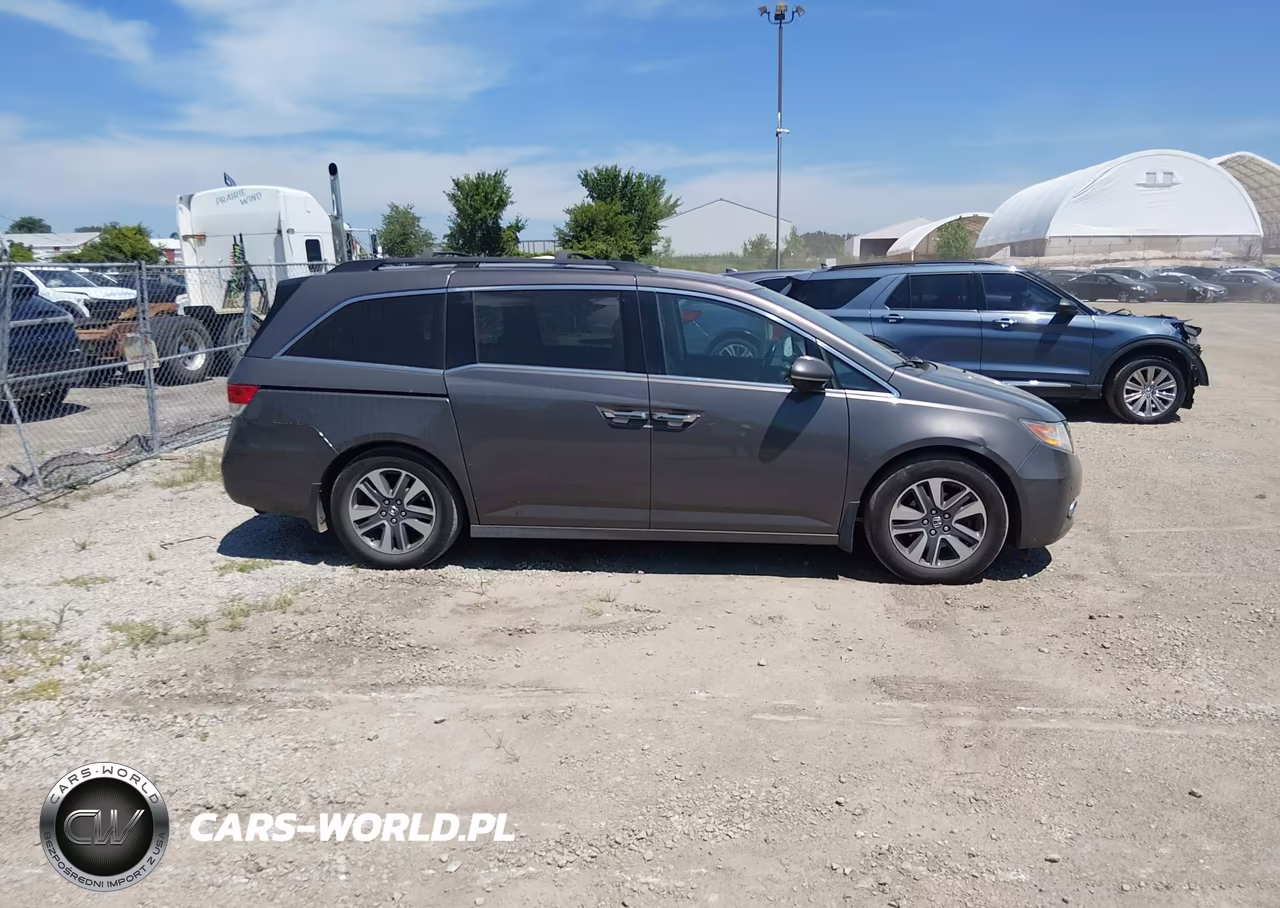 2015 Honda Odyssey Touring-Touring Elite VIN:5FNRL5H92FB112260 - 14