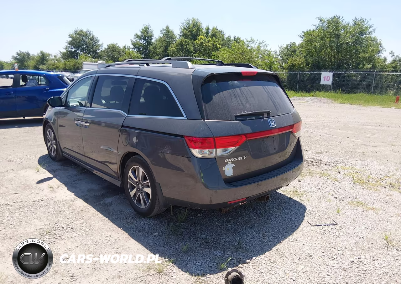 2015 Honda Odyssey Touring-Touring Elite VIN:5FNRL5H92FB112260 - 3