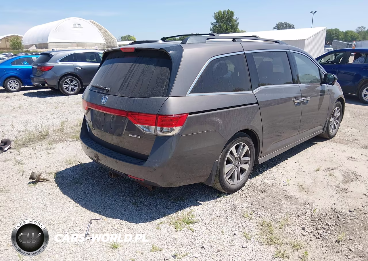 2015 Honda Odyssey Touring-Touring Elite VIN:5FNRL5H92FB112260 - 4