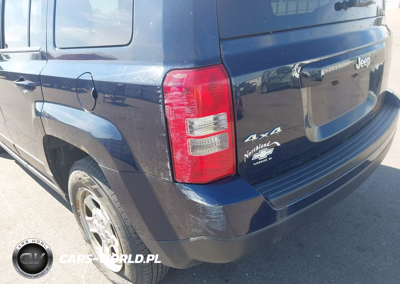 2015 Jeep Patriot Sport VIN:1C4NJRBB8FD135086 - 6