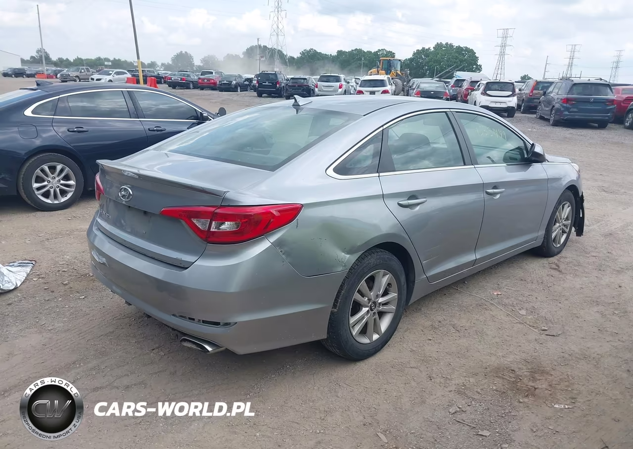 2015 Hyundai Sonata Se VIN:5NPE24AF7FH176288 - 4