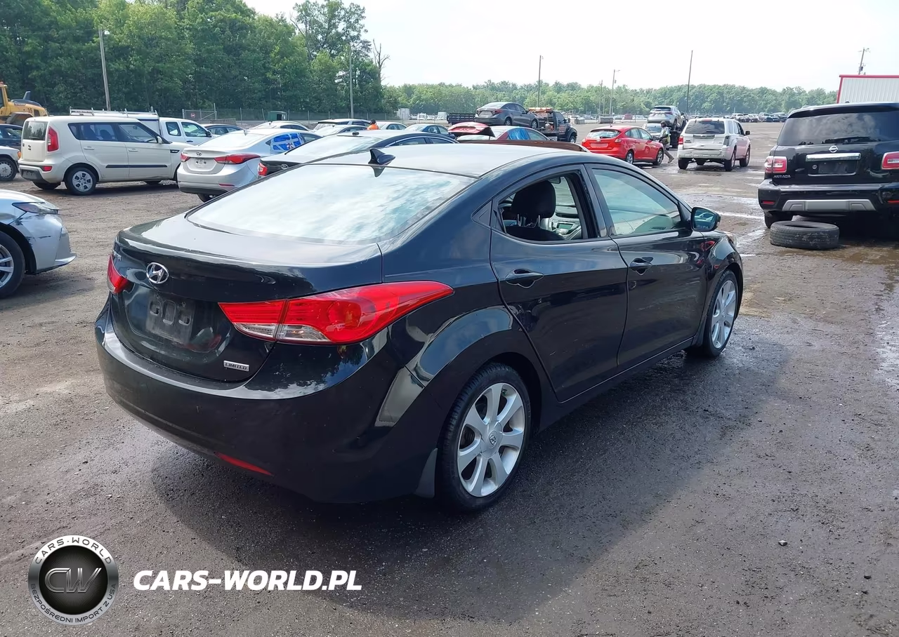 2013 Hyundai Elantra Limited VIN:5NPDH4AE9DH195536 - 4