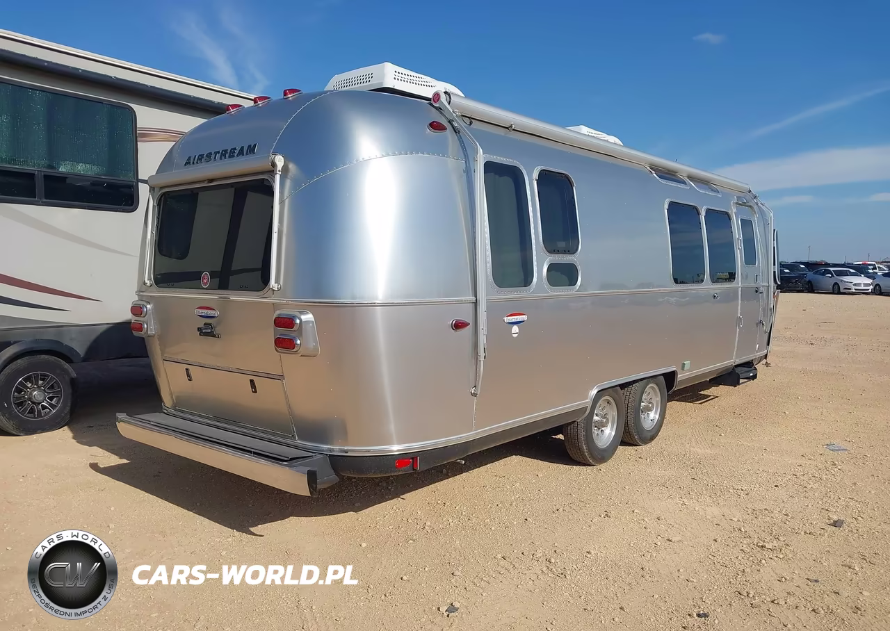 2016 Airstream Other VIN:1STJFYM25GJ536073 - 4