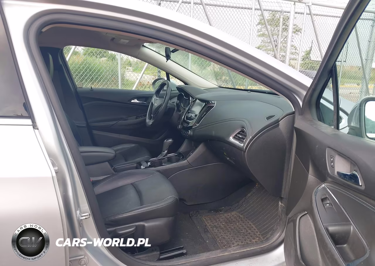 2017 Chevrolet Cruze Premier Auto VIN:1G1BF5SM6H7246549 - 5