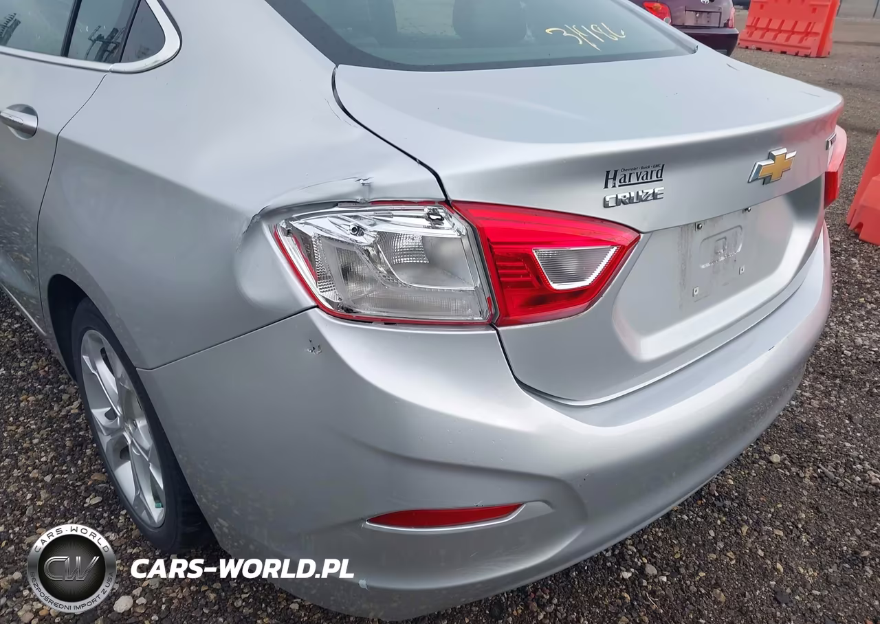 2017 Chevrolet Cruze Premier Auto VIN:1G1BF5SM6H7246549 - 6