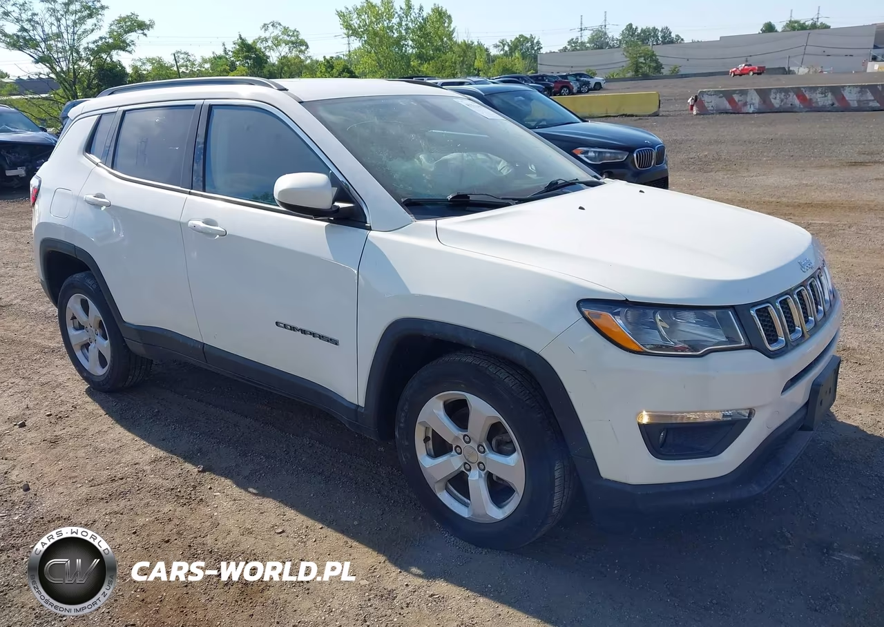 2020 Jeep Compass Latitude 4X4 – zdjęcie 1 z 17
