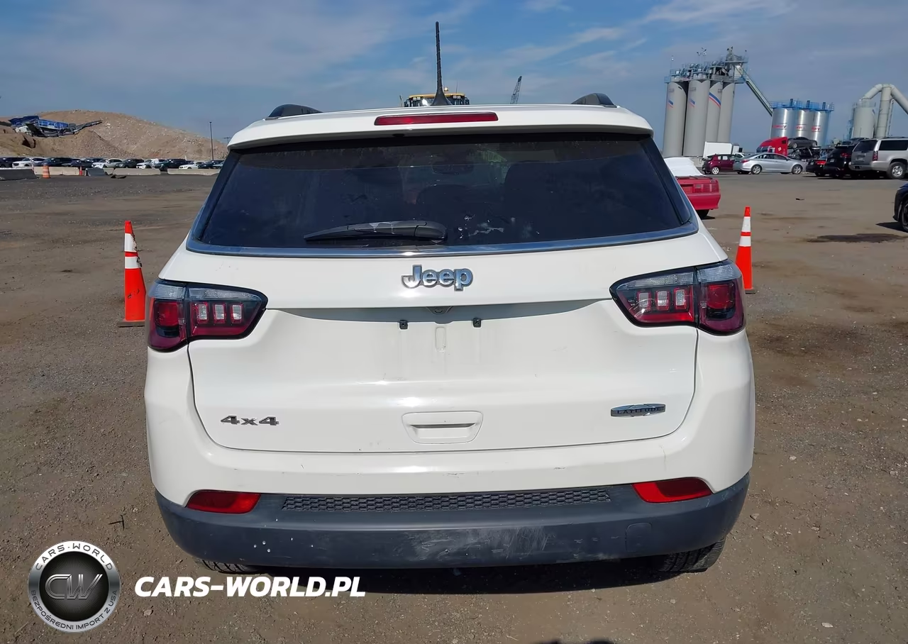 2020 Jeep Compass Latitude 4X4 VIN:3C4NJDBBXLT138628 - 16