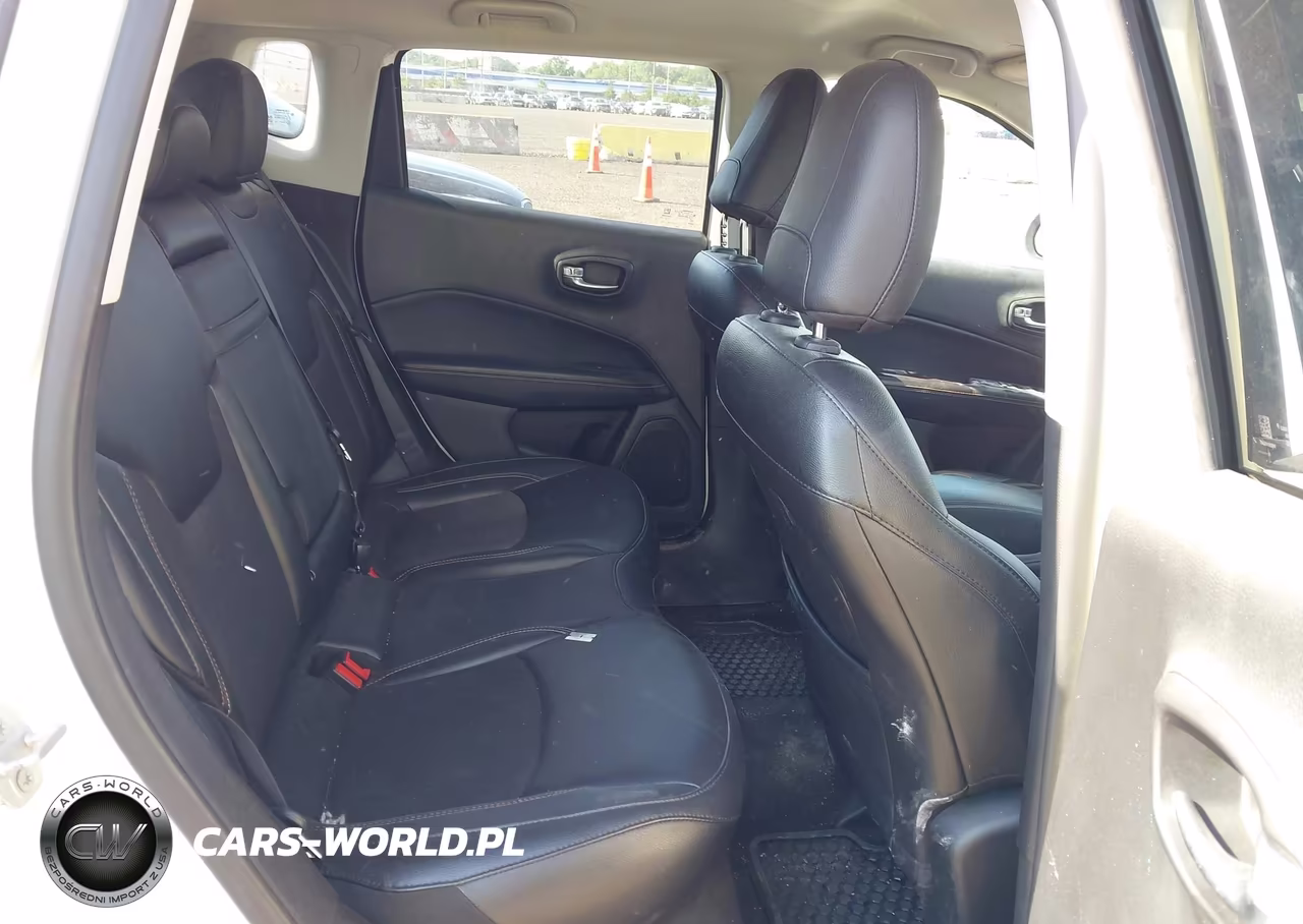 2020 Jeep Compass Latitude 4X4 VIN:3C4NJDBBXLT138628 - 8