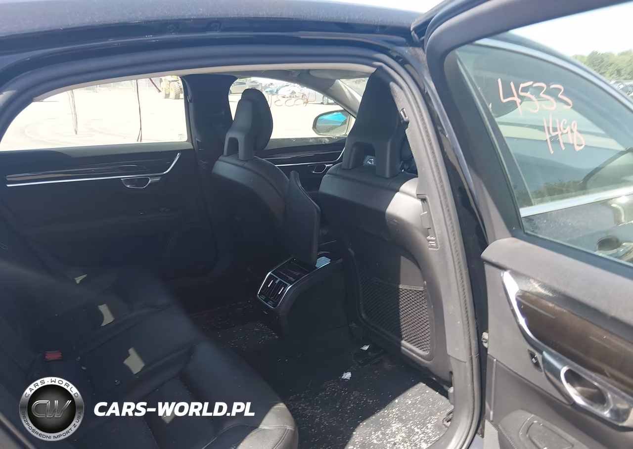 2018 Volvo S90 T5 Momentum VIN:LVY982MK0JP007443 - 8