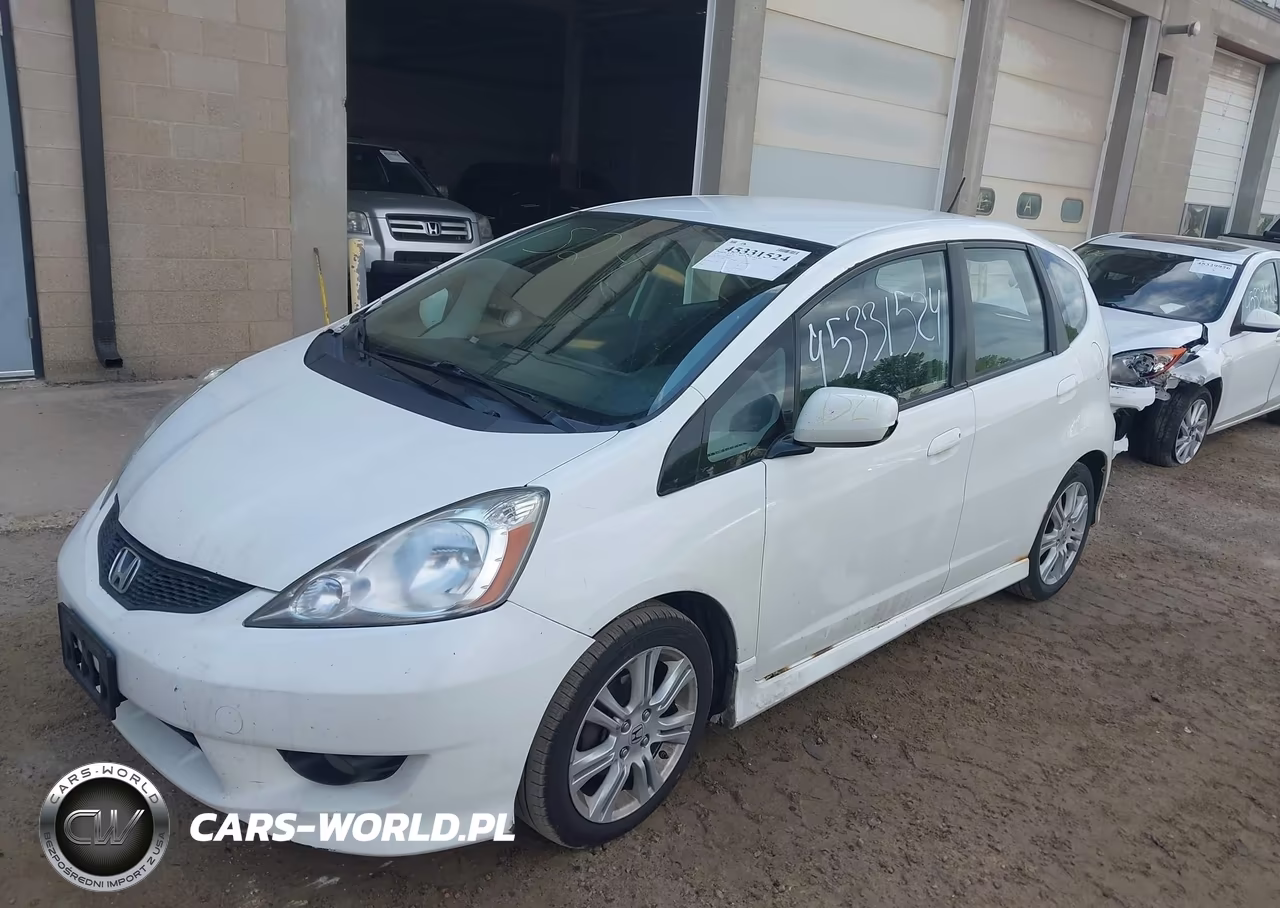 2010 Honda Fit Sport VIN:JHMGE8H47AC008844 - 2