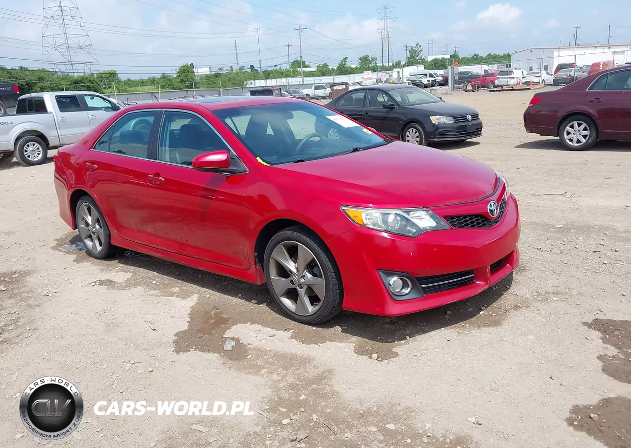 2012 Toyota Camry Se Limited Edition – zdjęcie 1 z 16