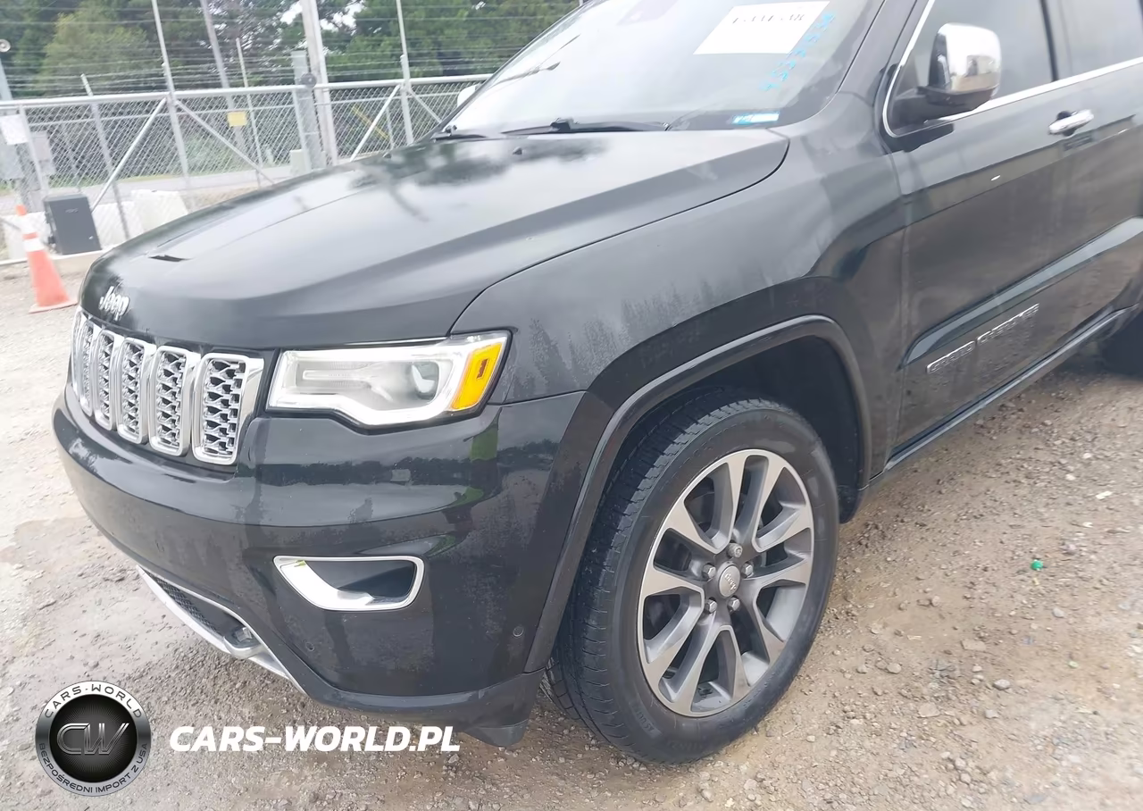 2017 Jeep Grand Cherokee Overland 4X2 VIN:1C4RJECG0HC740149 - 6