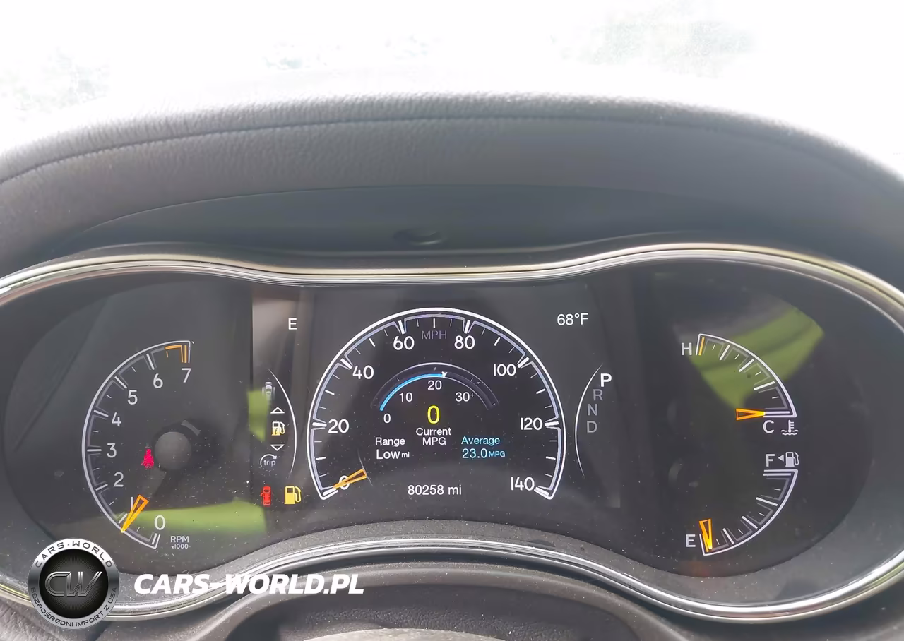 2017 Jeep Grand Cherokee Overland 4X2 VIN:1C4RJECG0HC740149 - 7