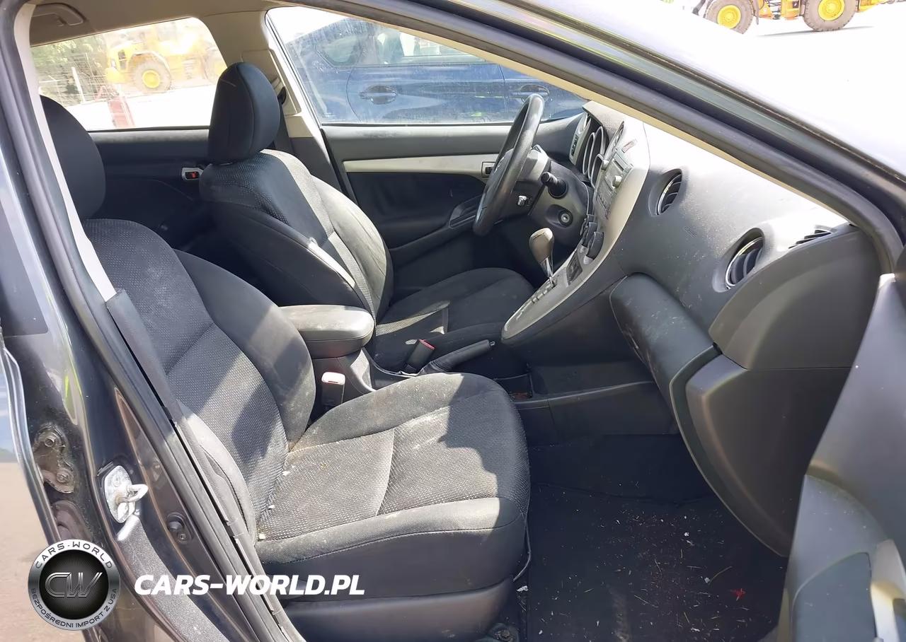 2010 Toyota Matrix VIN:2T1KU4EE1AC304583 - 5
