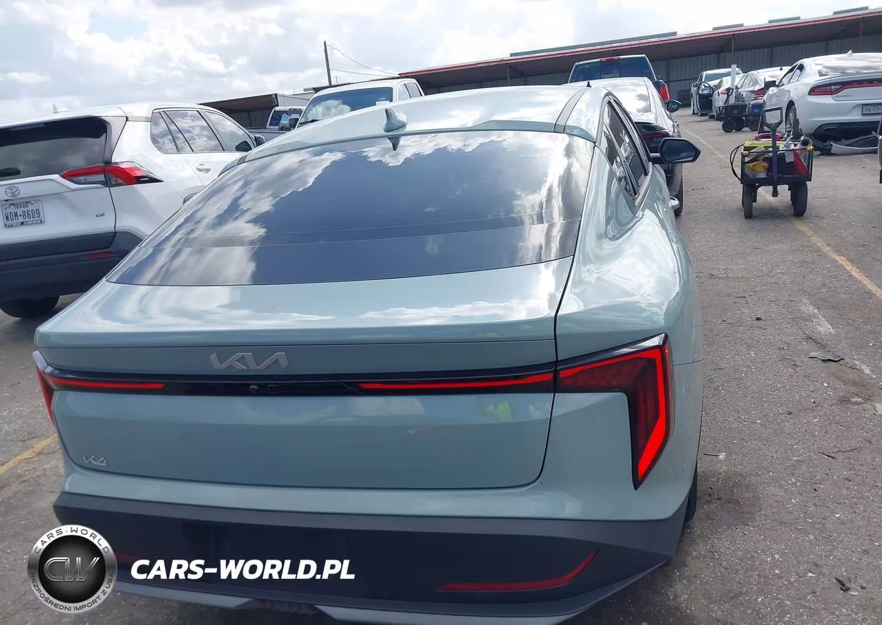 2025 Kia K4 Lxs VIN:3KPFT4DE2SE229238 - 16