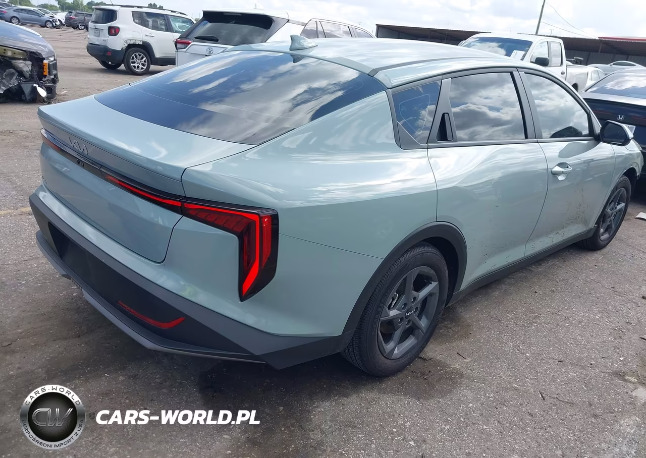 2025 Kia K4 Lxs VIN:3KPFT4DE2SE229238 - 4