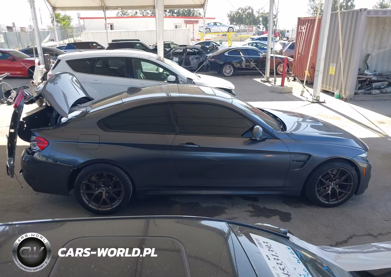 2018 BMW M4 VIN:WBS4Y9C57JAG62929 - 14