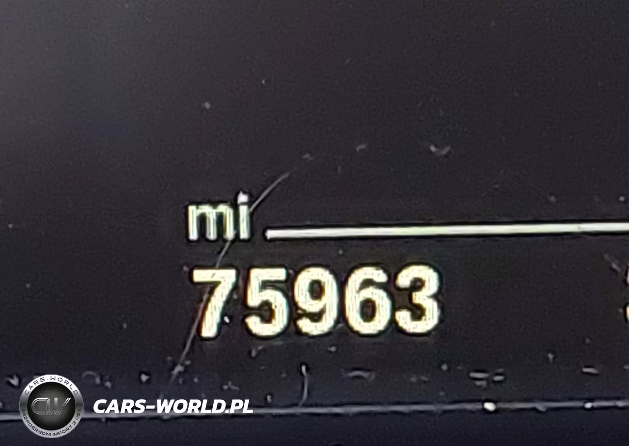 2018 BMW M4 VIN:WBS4Y9C57JAG62929 - 16