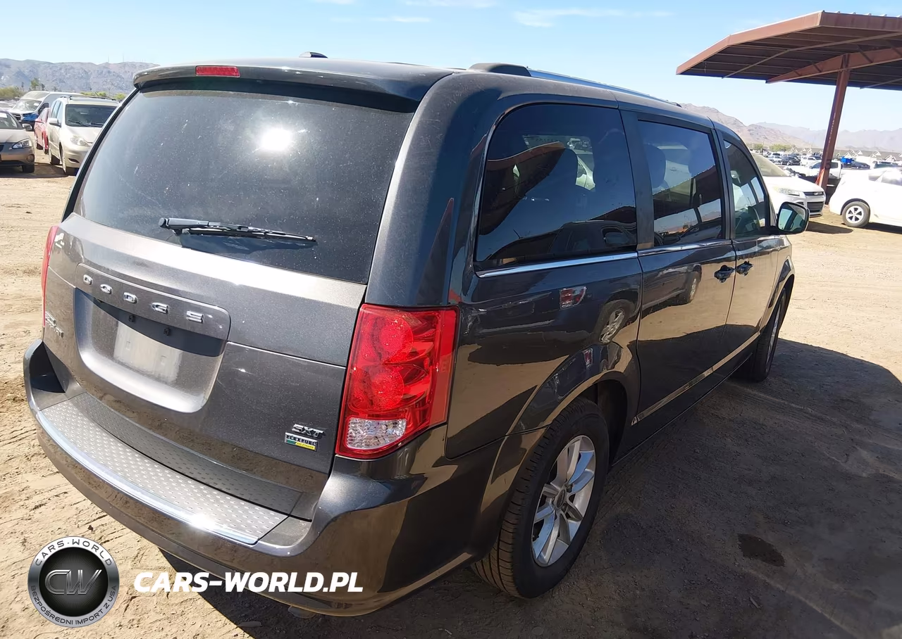 2019 Dodge Grand Caravan Sxt VIN:2C4RDGCG2KR600847 - 4