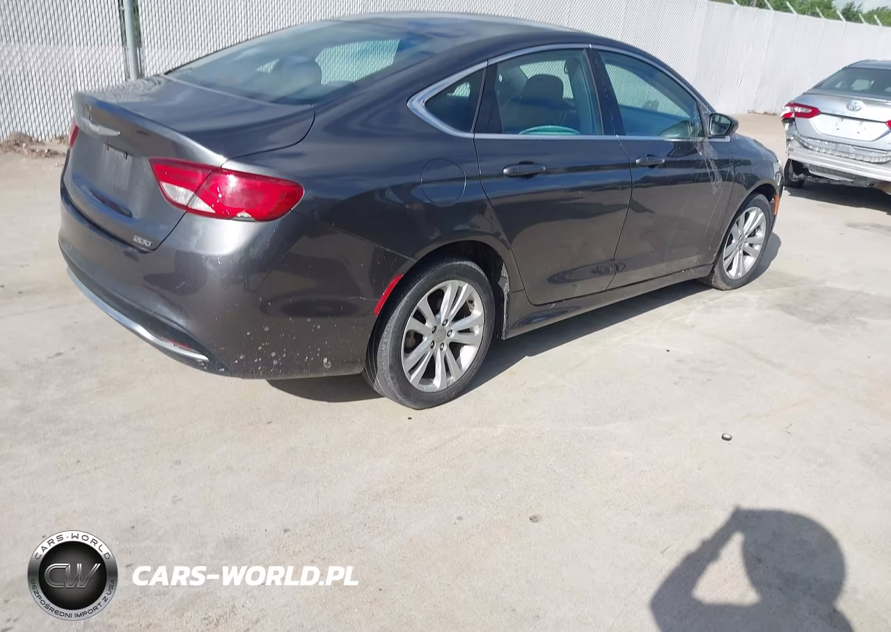 2015 Chrysler 200 Limited VIN:1C3CCCAB7FN748489 - 4