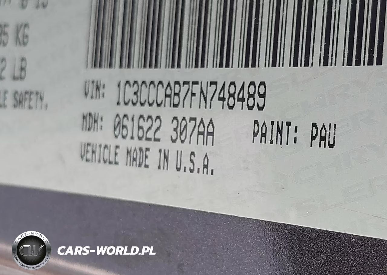 2015 Chrysler 200 Limited VIN:1C3CCCAB7FN748489 - 9