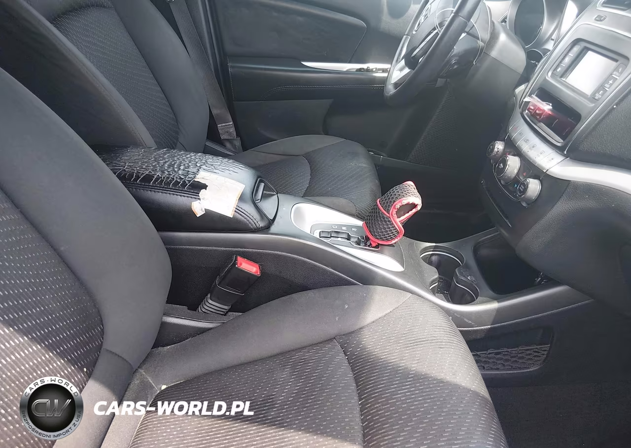 2018 Dodge Journey Se VIN:3C4PDCAB5JT506853 - 5