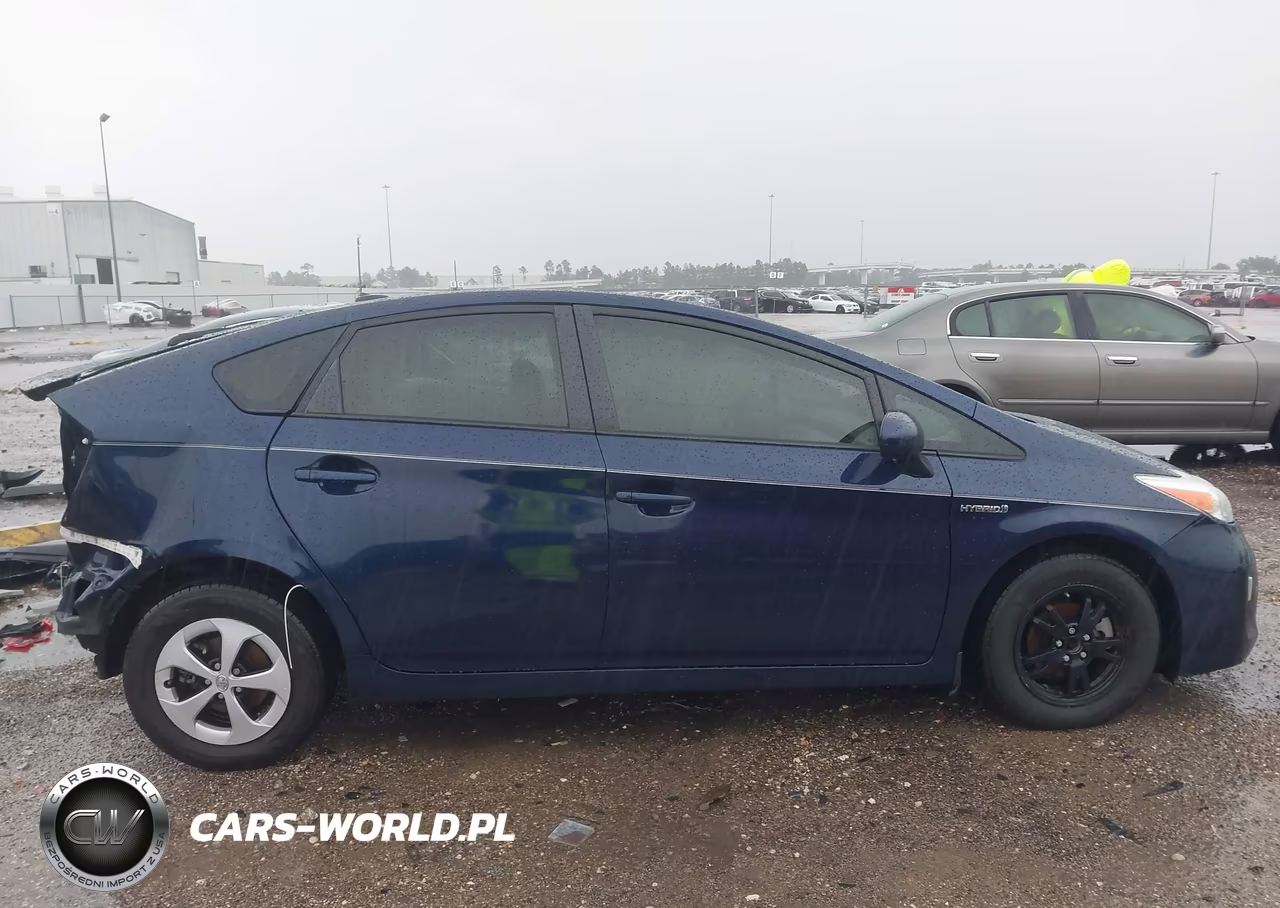 2015 Toyota Prius Three VIN:JTDKN3DU6F1920274 - 14