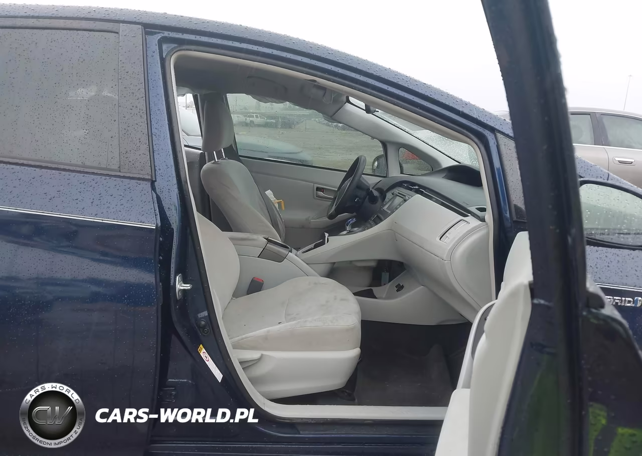 2015 Toyota Prius Three VIN:JTDKN3DU6F1920274 - 5