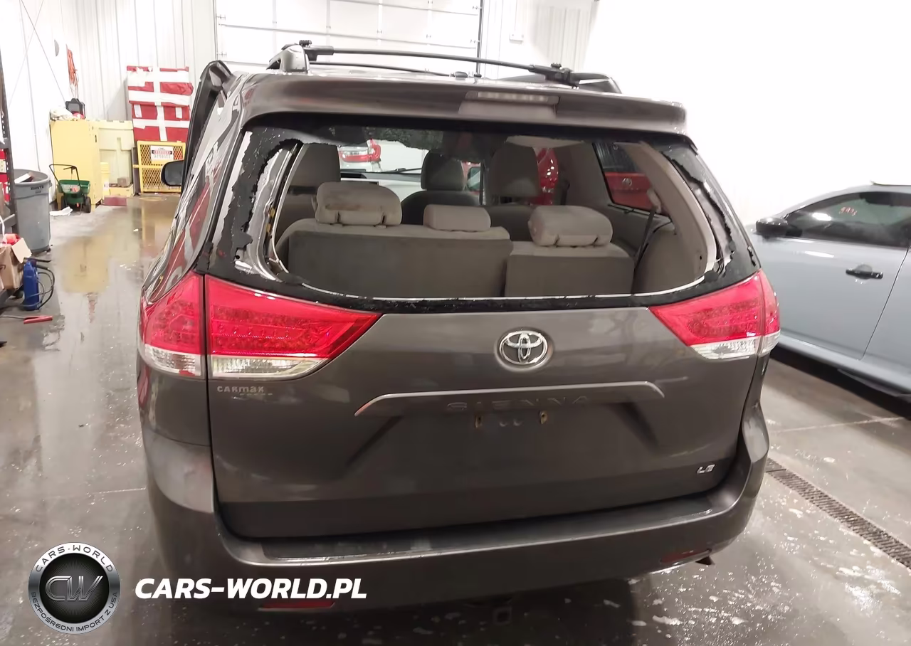 2013 Toyota Sienna Le V6 8 Passenger VIN:5TDKK3DC1DS300240 - 16