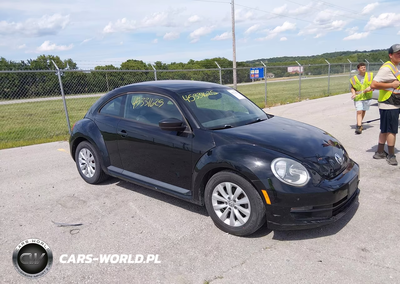 2014 Volkswagen Beetle 1.8T Entry