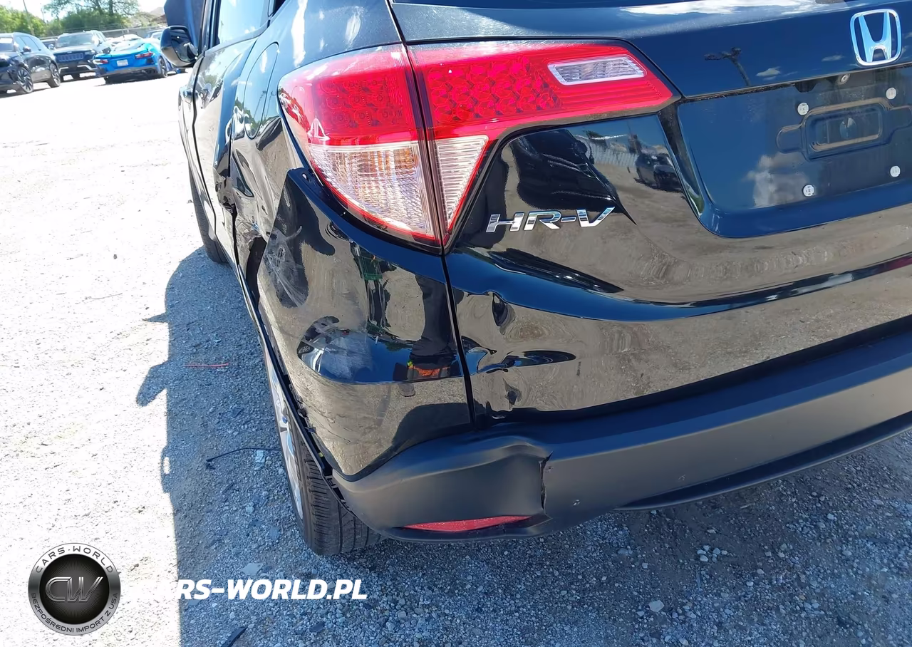 2018 Honda Hr-V Lx VIN:3CZRU6H35JG727929 - 16