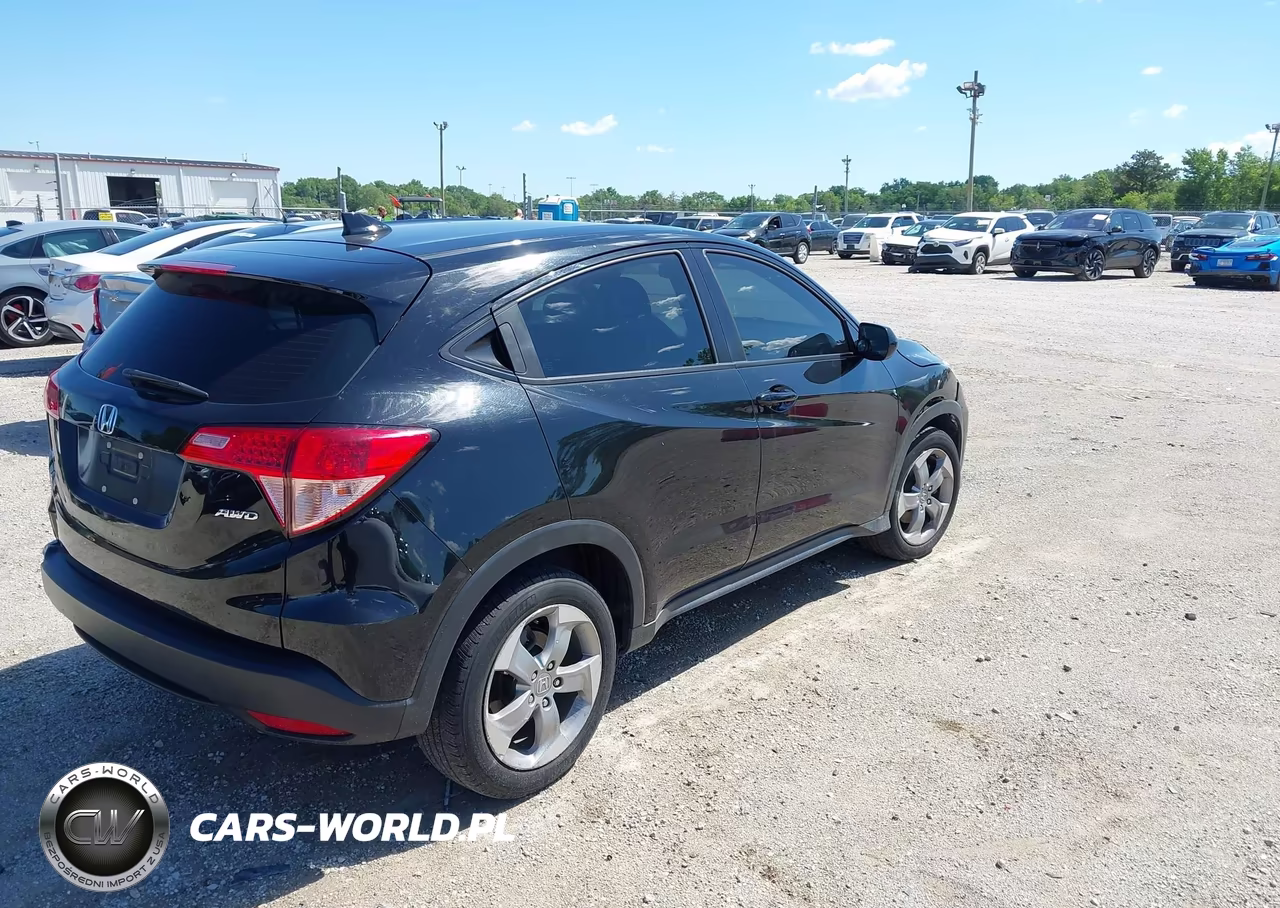2018 Honda Hr-V Lx VIN:3CZRU6H35JG727929 - 4