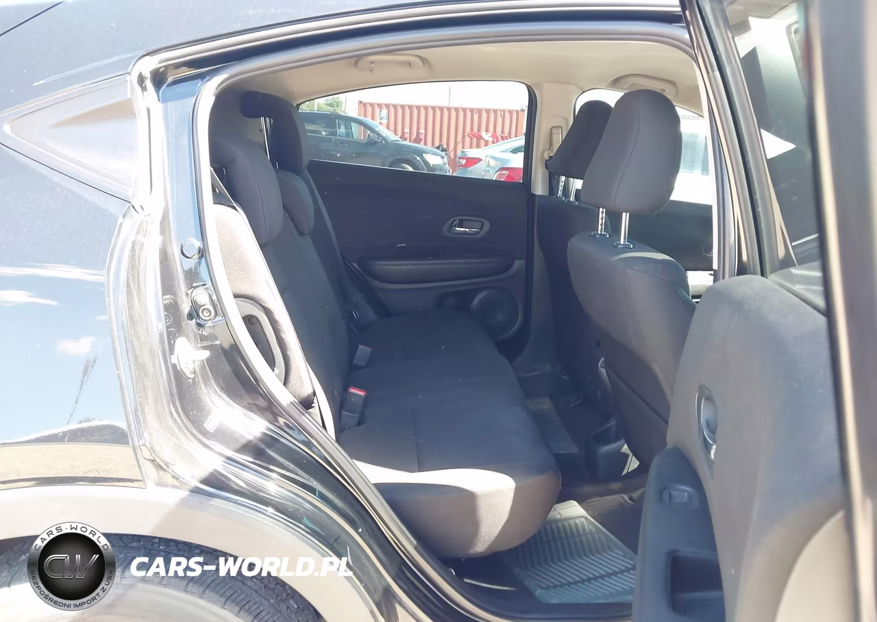 2018 Honda Hr-V Lx VIN:3CZRU6H35JG727929 - 8