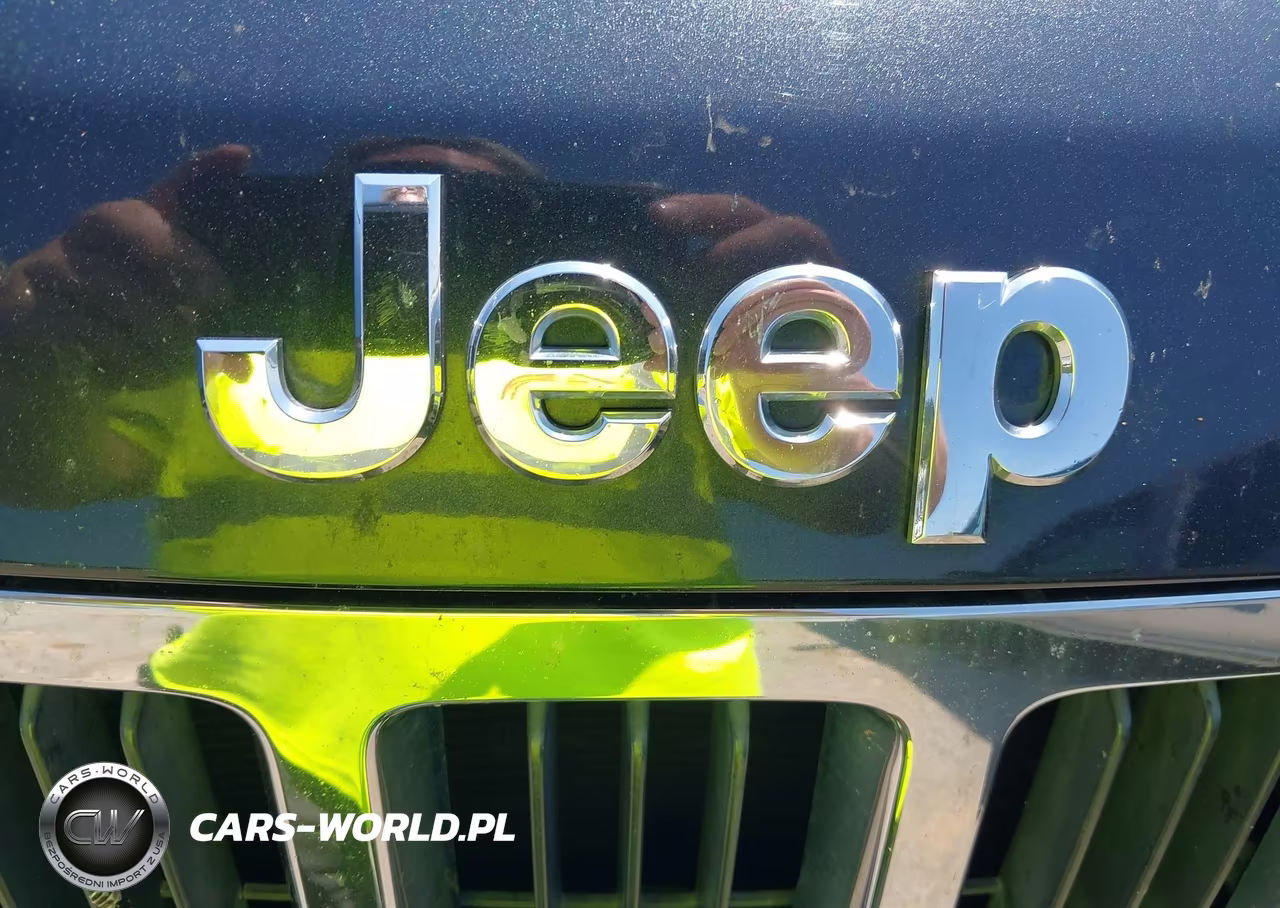 2013 Jeep Grand Cherokee Laredo VIN:1C4RJEAG7DC569476 - 12