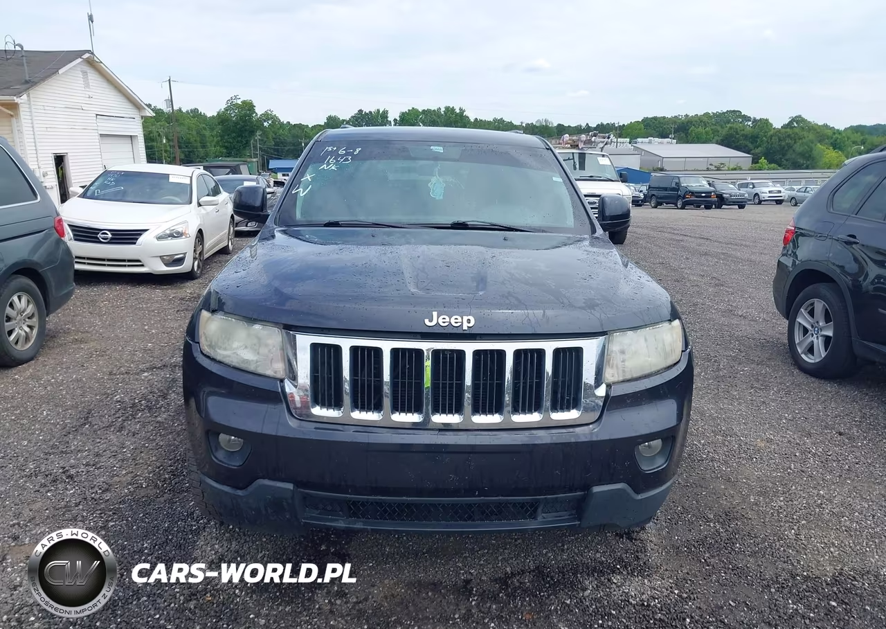 2013 Jeep Grand Cherokee Laredo VIN:1C4RJEAG7DC569476 - 13