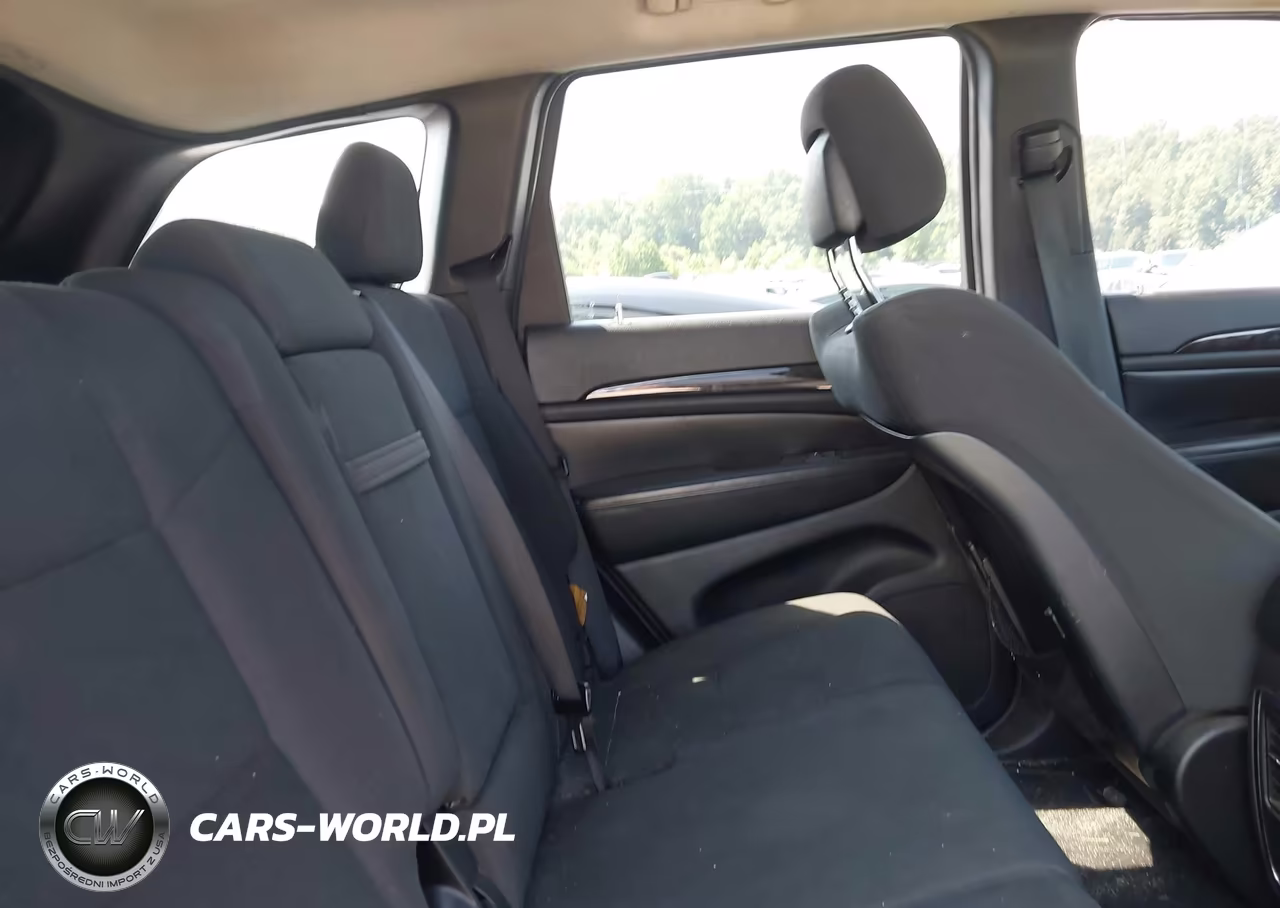 2013 Jeep Grand Cherokee Laredo VIN:1C4RJEAG7DC569476 - 8