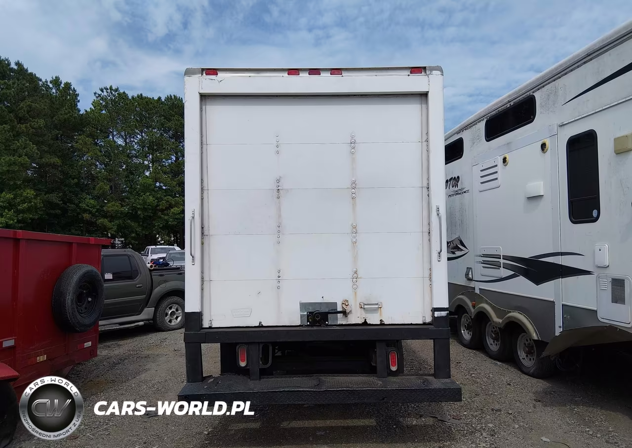 2004 Chevrolet Express Cutaway VIN:1GBHG31U141247064 - 15